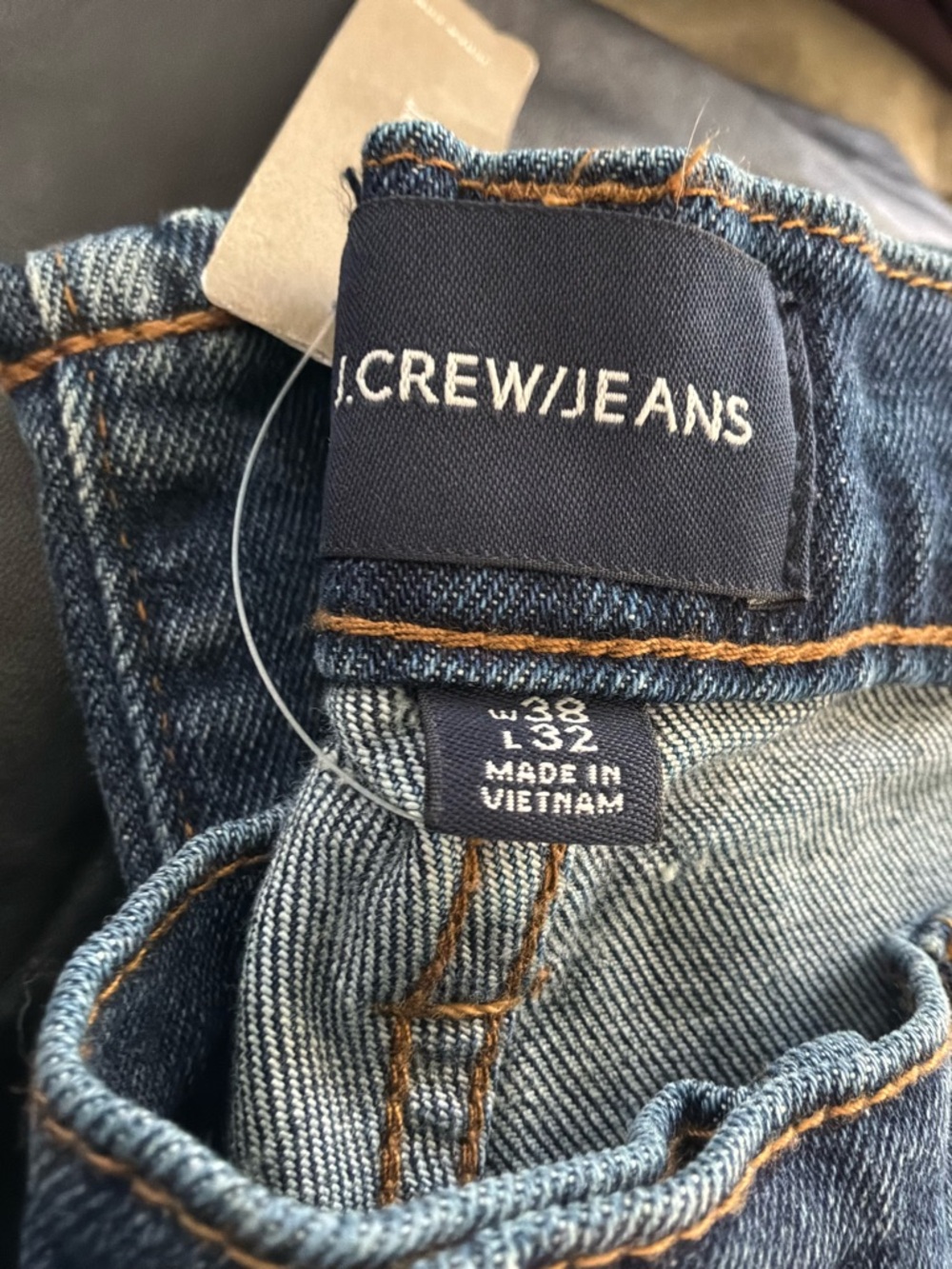 J Crew 770 Straight Leg mid wash Jeans Mens Size 38 x 32 - Picture 3 of 15